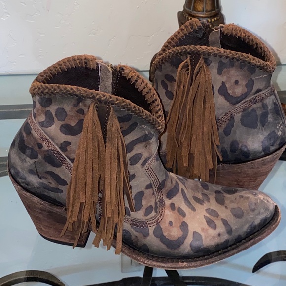 LIBERTY Black Shoes - Liberty Black Leopard Miel Bootie Chloe